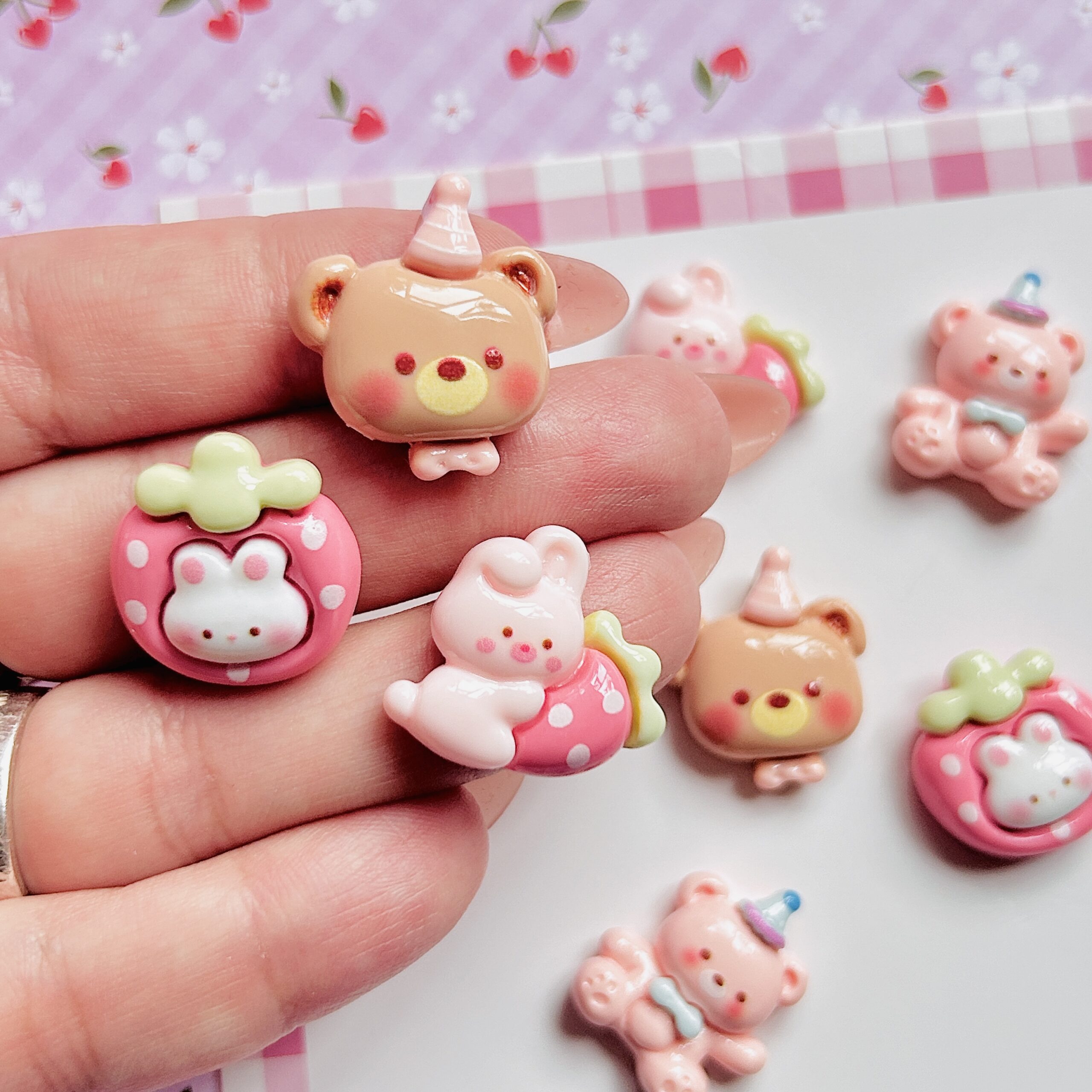 Cutie Flat Back Charms Set 8pc - Image 1