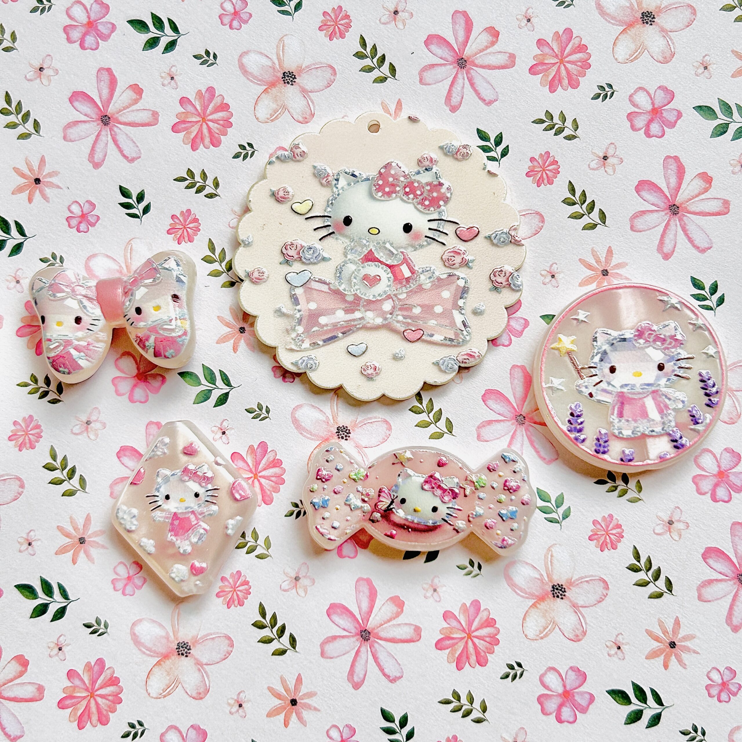 Kitty Pendant & Bead Mix 5pc - Image 1